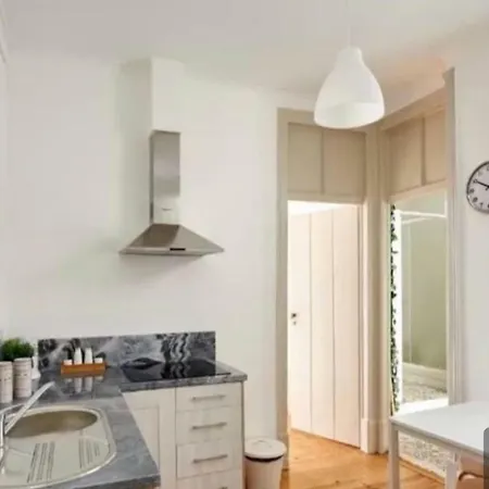 Love Inn Bairro Alto 4 Lissabon Exterior foto